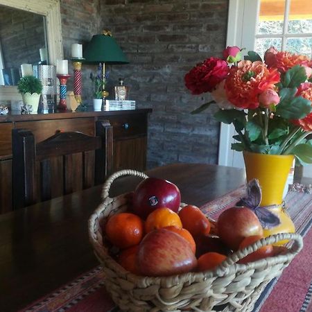 The Polo House Bed & Breakfast ปีลาร์ ภายนอก รูปภาพ