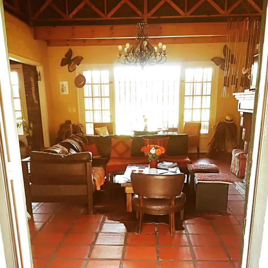 The Polo House Bed & Breakfast ปีลาร์ ภายนอก รูปภาพ